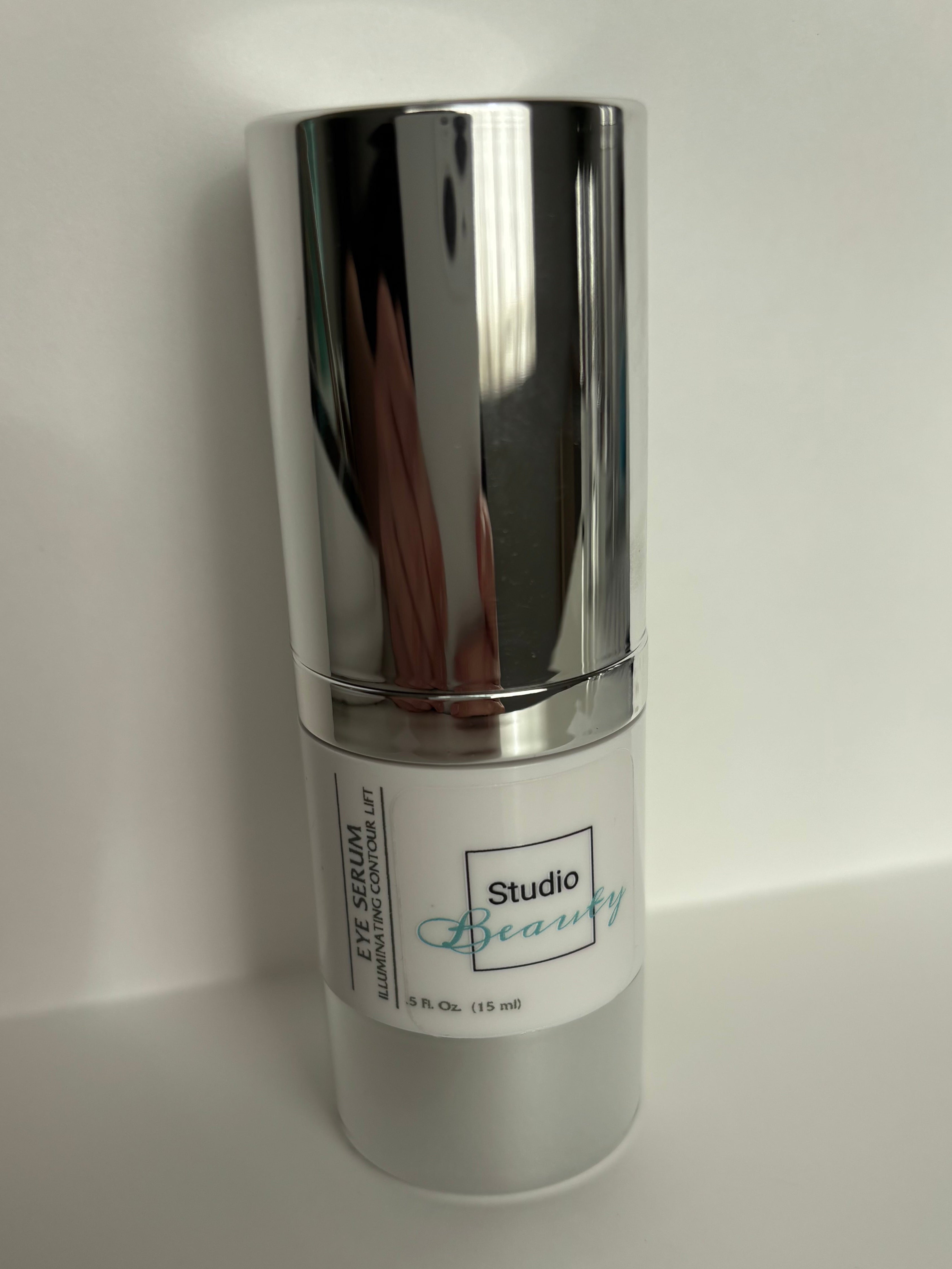 Illuminating Eye serum